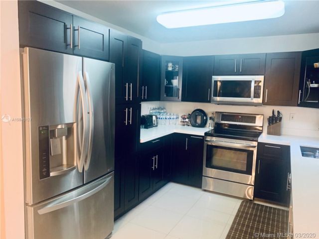 Foto del edificio - 2241 NW 170th Ave