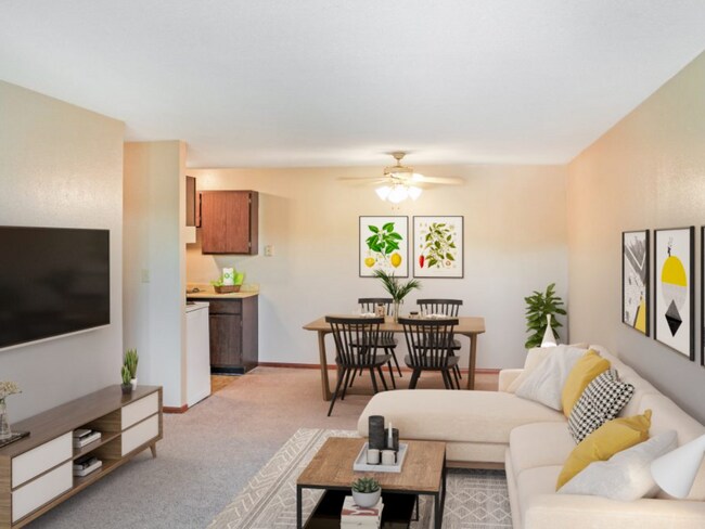 Foto del edificio - Kings Kourt Apartments