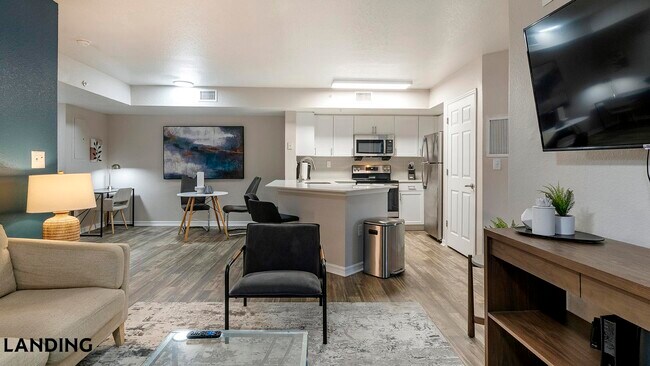 Foto del edificio - 10200 Falcon Pine Blvd