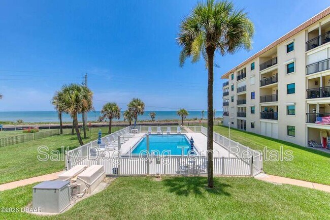 Building Photo - 2290 Ocean Shore Blvd