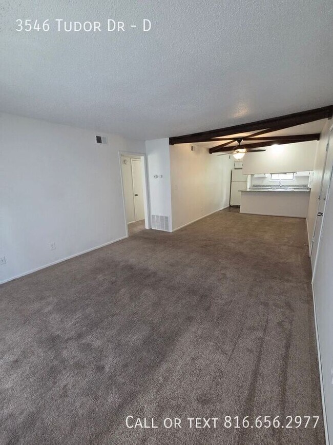 Foto del edificio - 3546 Tudor Dr