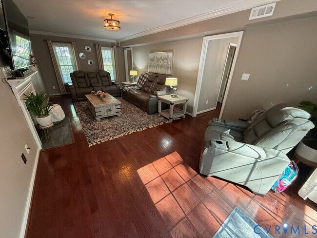 Foto del edificio - 5421 Pleasant Grove Ln