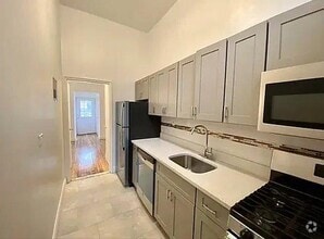 Building Photo - 4601 Henry Hudson Pkwy W