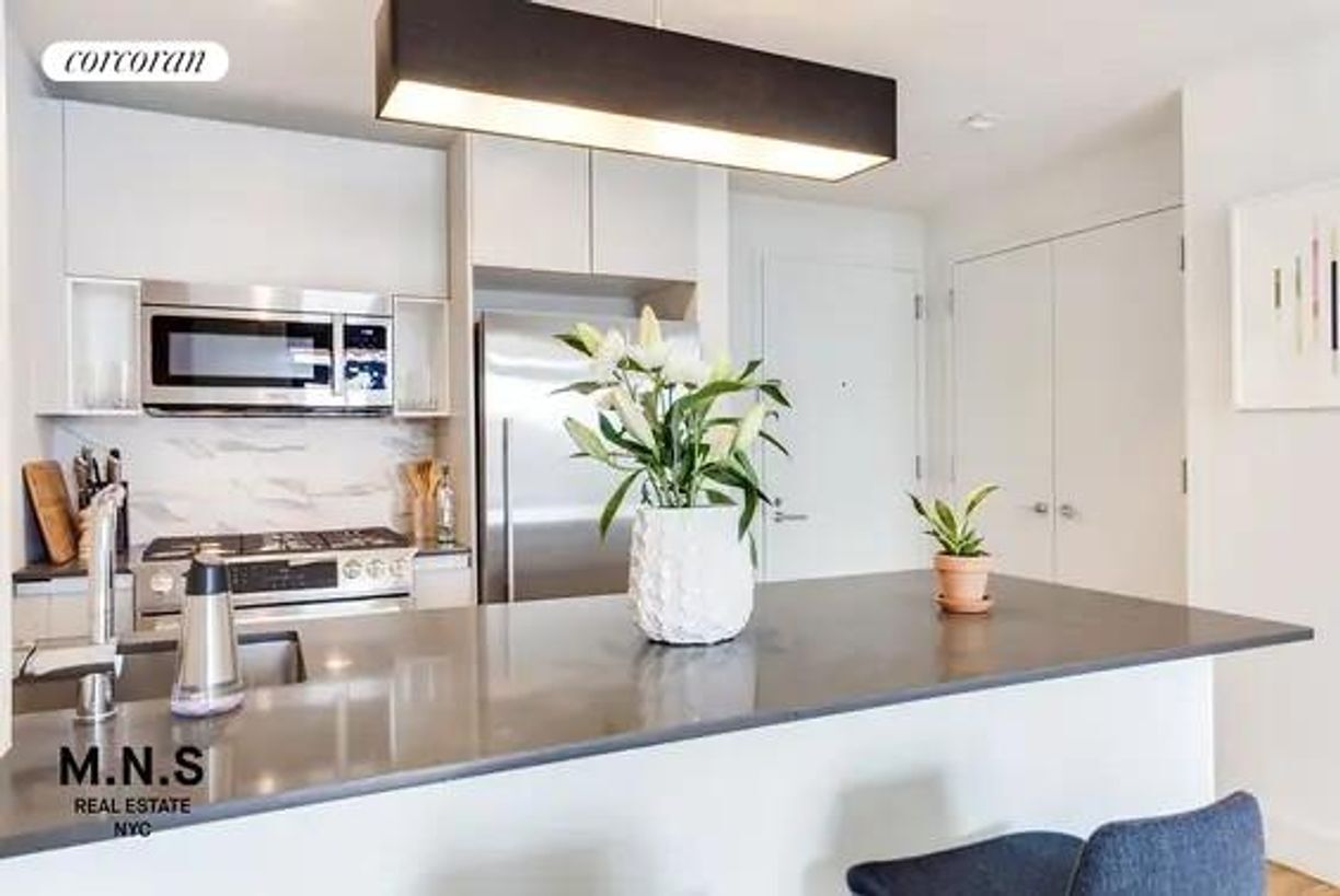 Foto principal - 595 Baltic St