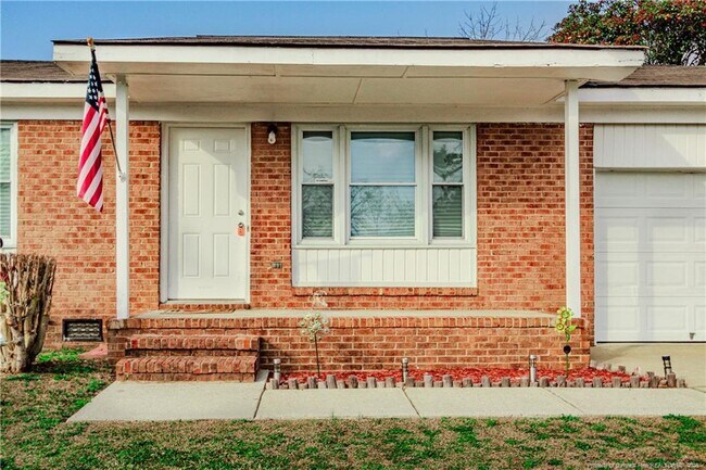 Building Photo - 6522 Cissna Dr