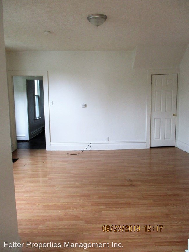 Building Photo - 732-734 Bayard Park Dr