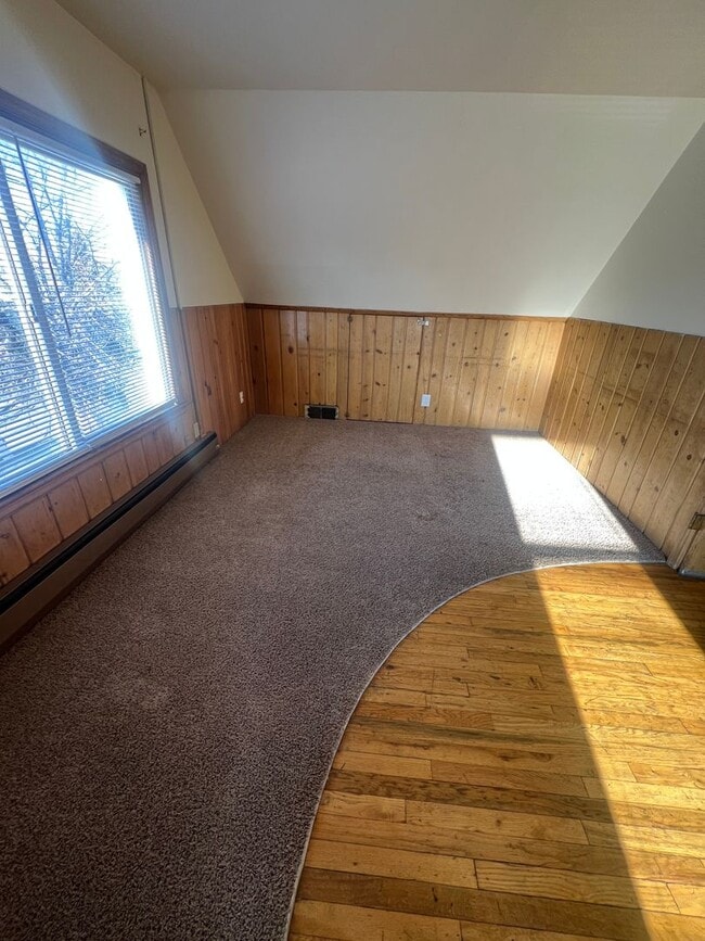 Building Photo - 1358 S 4th Ave