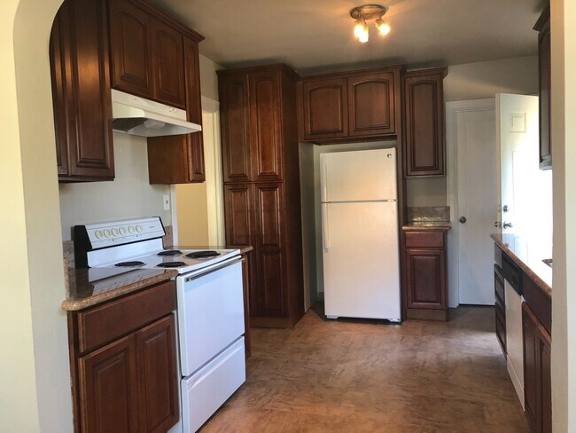 Foto del edificio - Great 3 Bedroom, 1 bath Home in Portland!!...