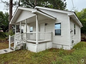 Building Photo - 841 Hager St