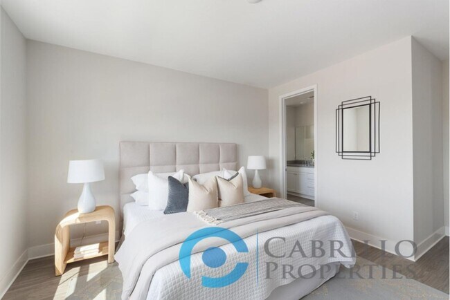 Foto del edificio - Brand New 1bd/1ba Home w/Private Yard, Central AC, & In Unit Laundry