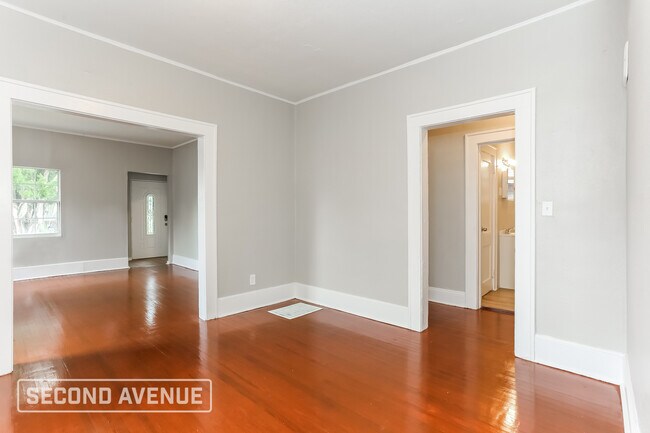 Foto del edificio - 6580 Sunset Dr