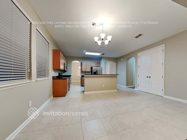 Foto del edificio - 15522 Turkoman Cir