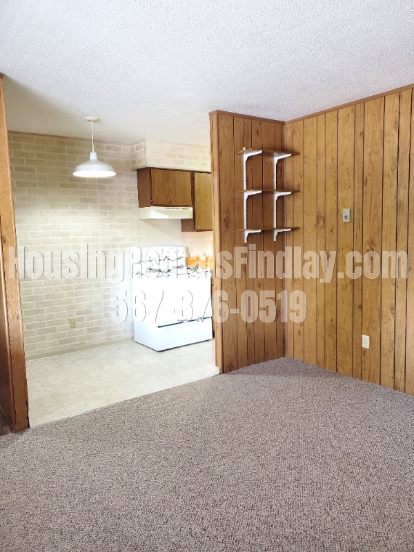 Building Photo - 501 N Blanchard St