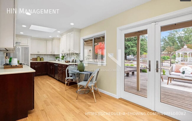 Foto del edificio - 1287 Rudgear Rd