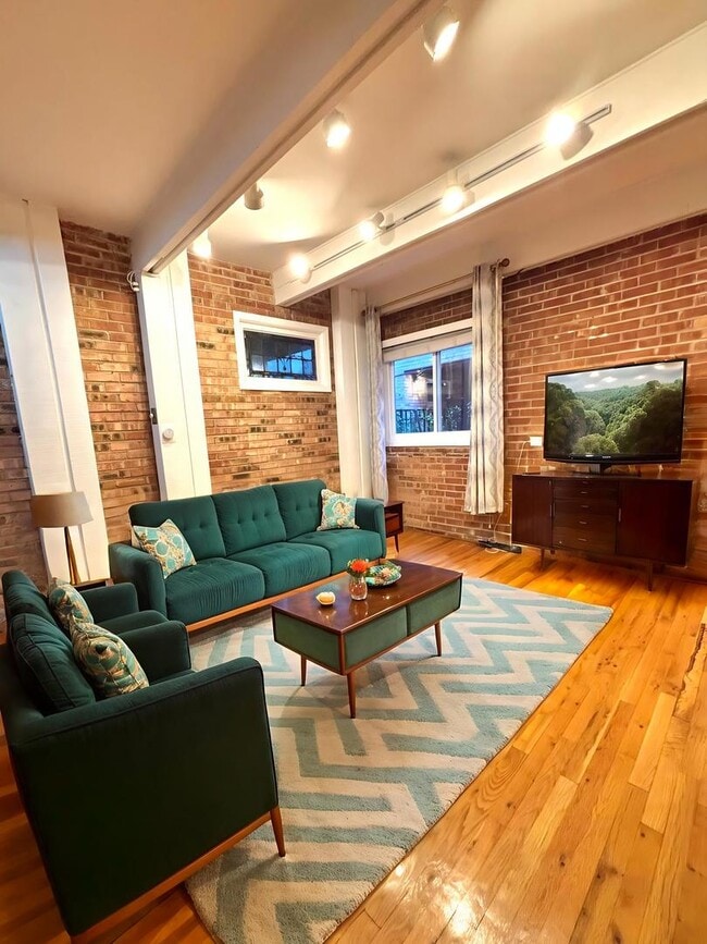 Foto del edificio - 1630 N Sedgwick St