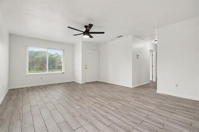 Foto del edificio - 1417 Stillmeadow Dr
