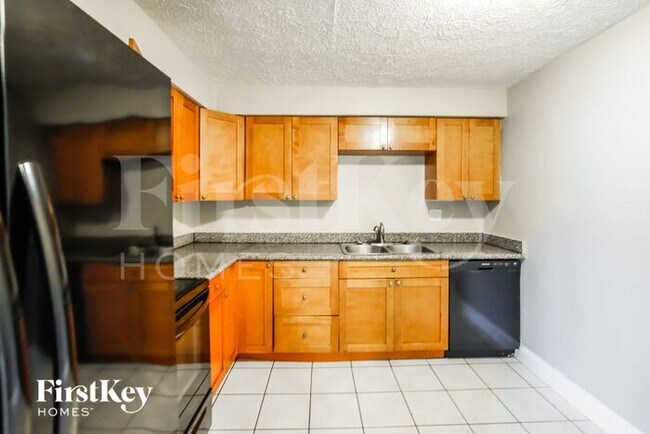 Building Photo - 5978 NW 16th Ct