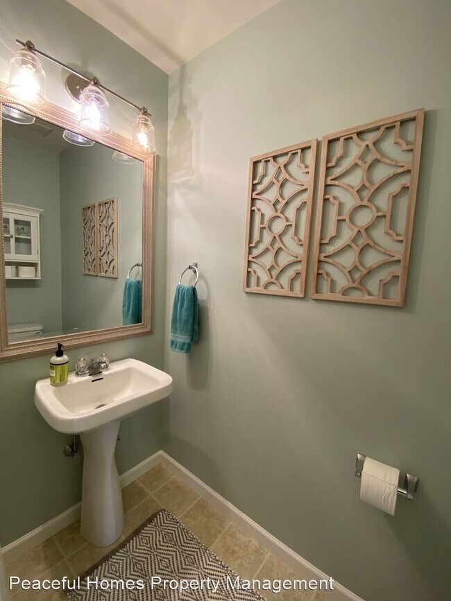 Foto del edificio - 3 br, 2.5 bath House - 105 Hawk Lane