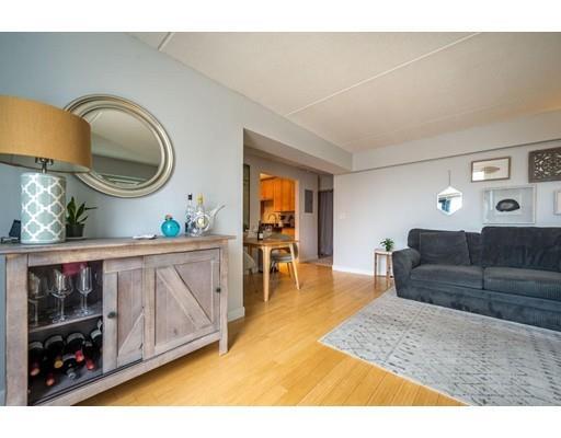 Foto del edificio - 108 Peterborough St