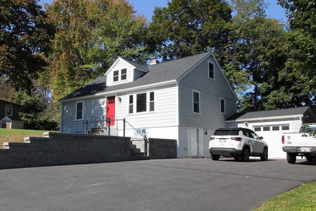 Building Photo - 8 Millbury Terrace