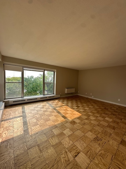 Building Photo - 1121 N Waverly Pl