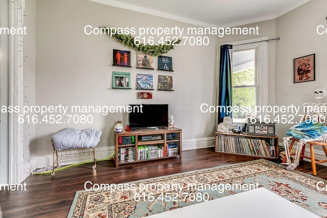 Foto del edificio - 214 Gold Ave NW