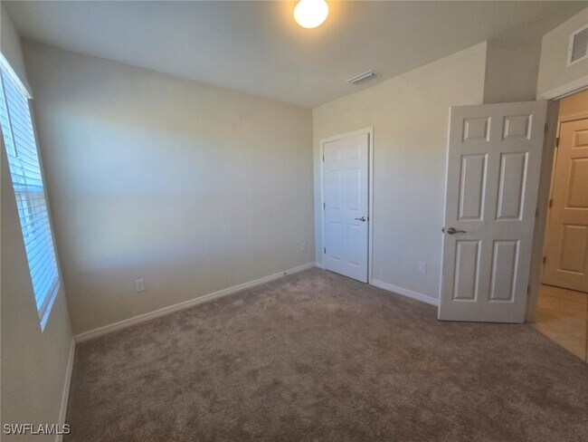 Foto del edificio - 3069 NW 5th Pl