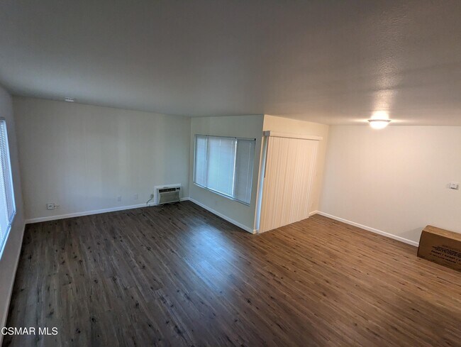 Foto del edificio - 2661 Prather St