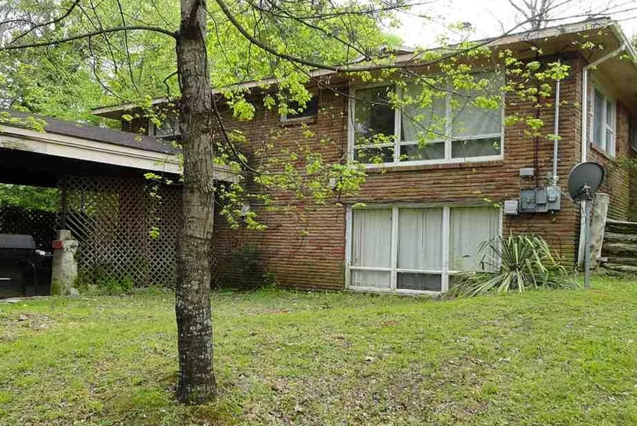 Building Photo - Move In Special-$300 Off First Month's Rent- Charming 4 BR/ 2 bath home with basement. New photos...