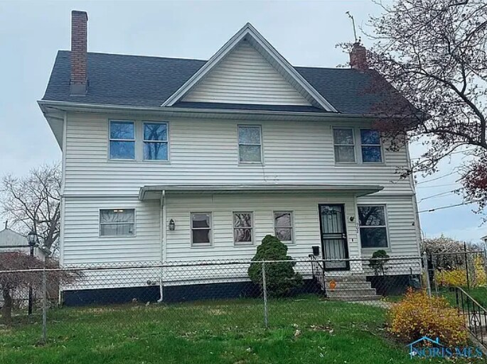 Foto principal - 902 Prospect Ave