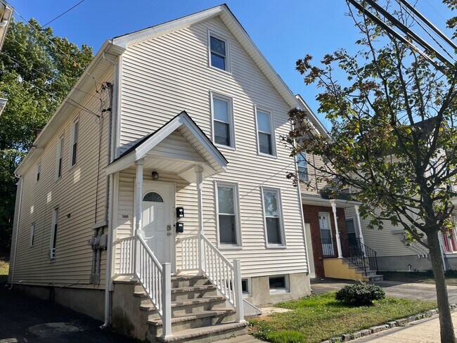 Building Photo - 500 S Jefferson St
