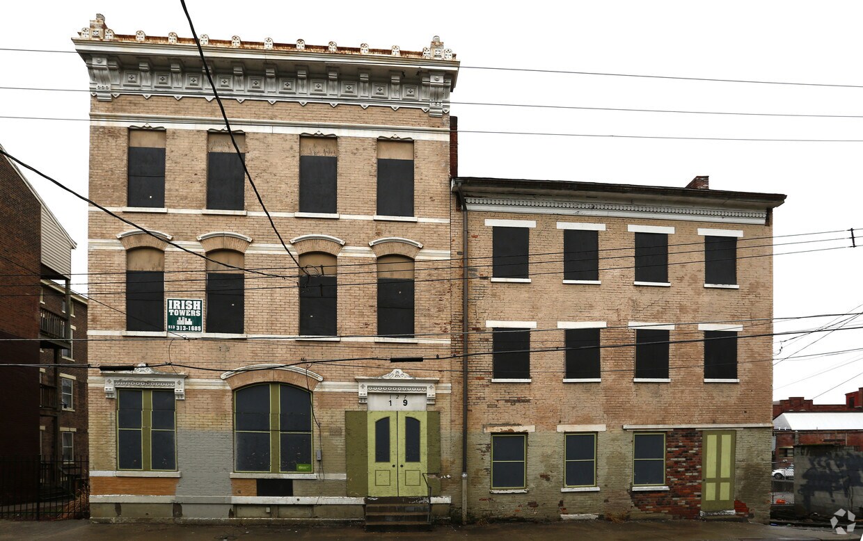 Building Photo - 127-129 E Clifton Ave