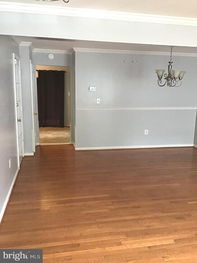 Foto principal - 115 College Station Dr