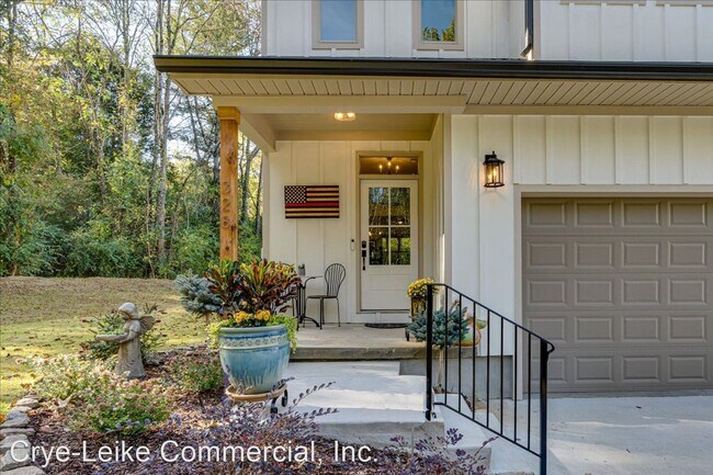 Foto del edificio - 3 br, 2.5 bath House - 328 Wayne Ave