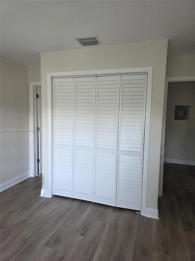 Foto del edificio - 30 Phoenetia Ave