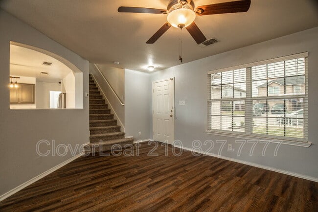 Foto del edificio - 7603 Bismarck Lake