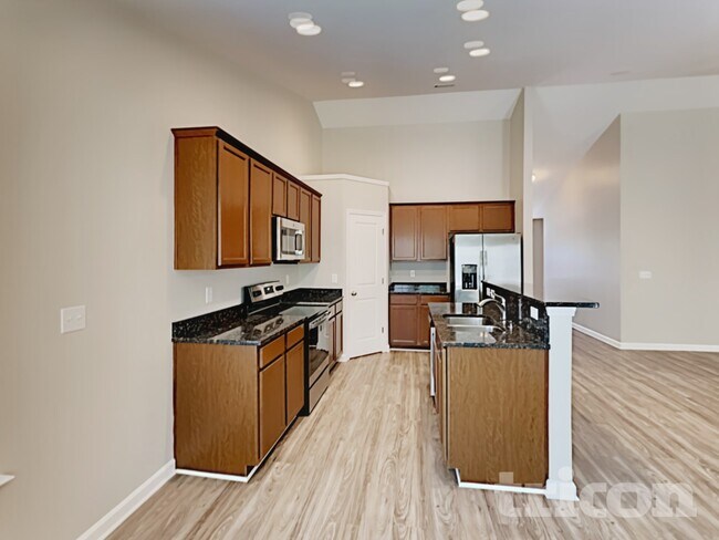Building Photo - 106 Cogburn Rd