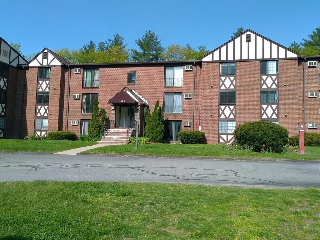 382 Great Rd Unit B201, Acton, MA 01720 Condo for Rent in Acton, MA