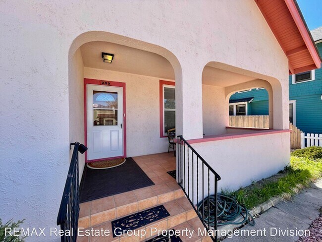 Foto del edificio - 3 br, 2 bath House - 239 N. Franklin St.