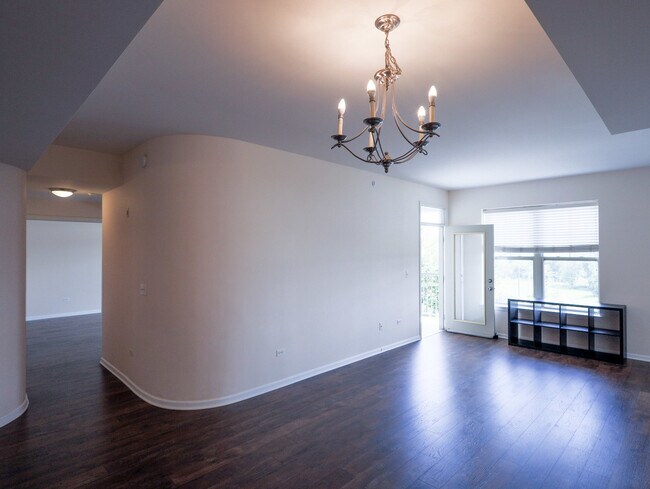 Foto del edificio - 715 Astor Ln