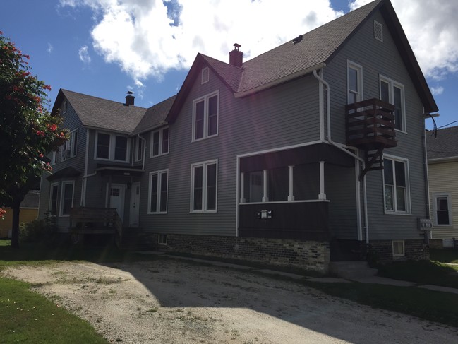 Building Photo - 1411 Marshall St