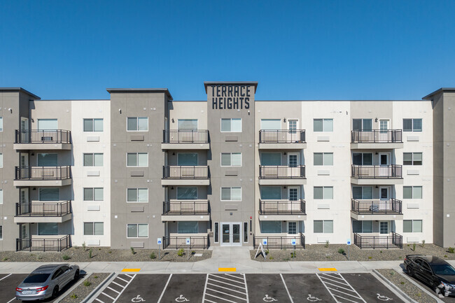 Foto del edificio - Terrace Heights Apartments