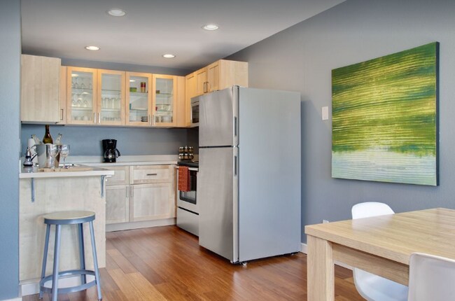 Foto del edificio - 3839 Whitman Ave N