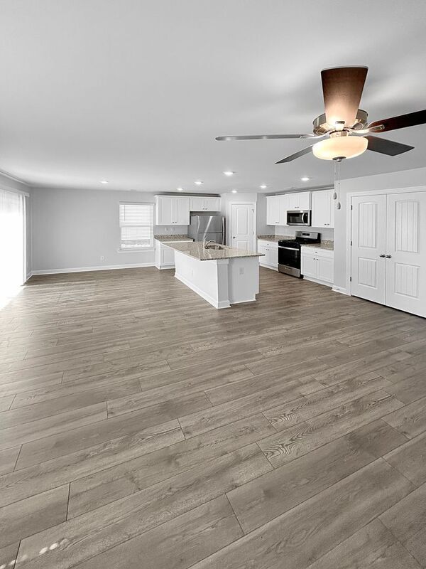 Foto del edificio - 2319 Alberto Dr