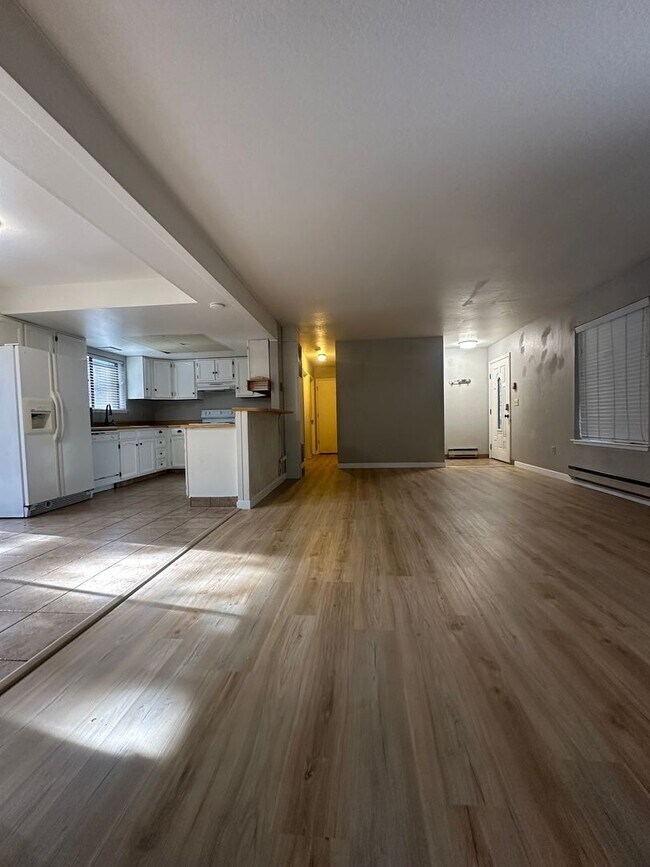 Foto del edificio - Hidden Gem in Peaceful Forest Setting- Pet Friendly!