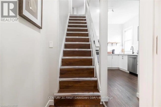 Photo du bâtiment - 43 Josephine St