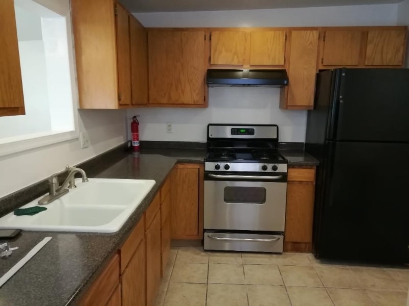 Primary Photo - 4517 Worth St
