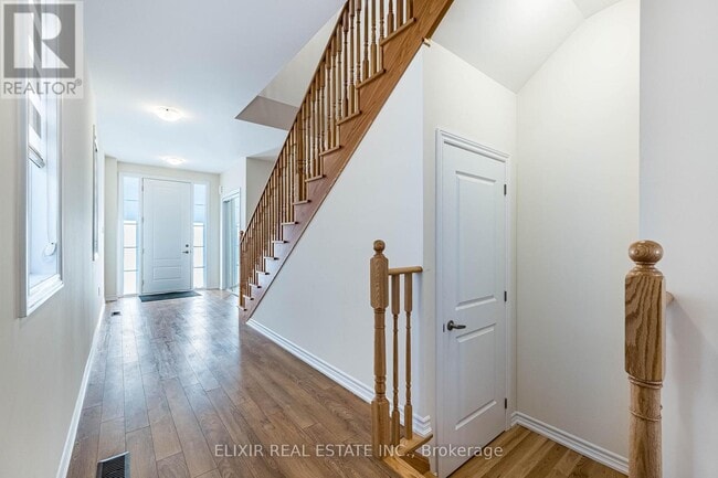 Building Photo - 39 Brown St