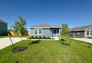 Building Photo - 2210 Cyclone Dr