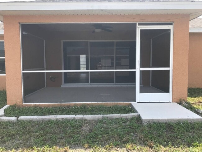 Foto del edificio - 229 NW 1st St